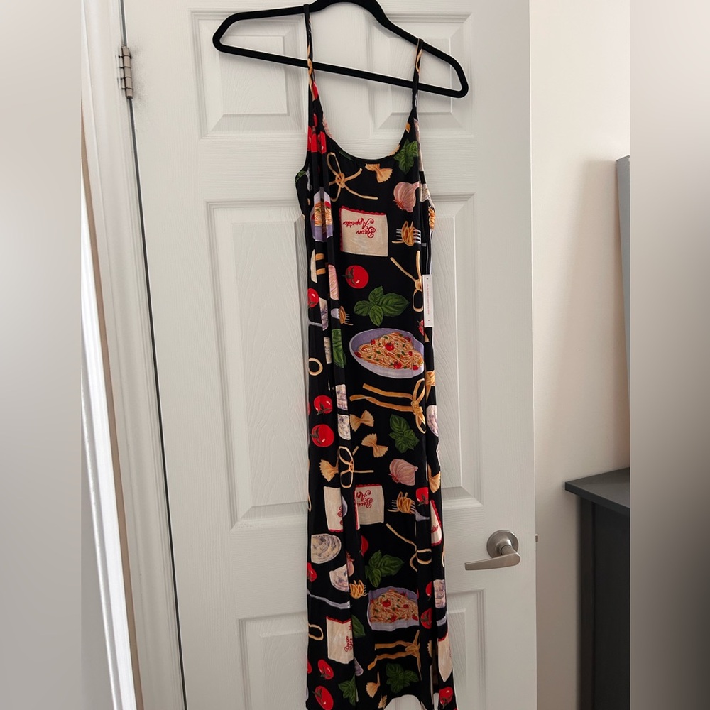 Lisa Says Gah pasta dress